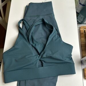 Fabletics PowerHold® High-Waisted Legging 7/8 & Bra in size M, color storm slate